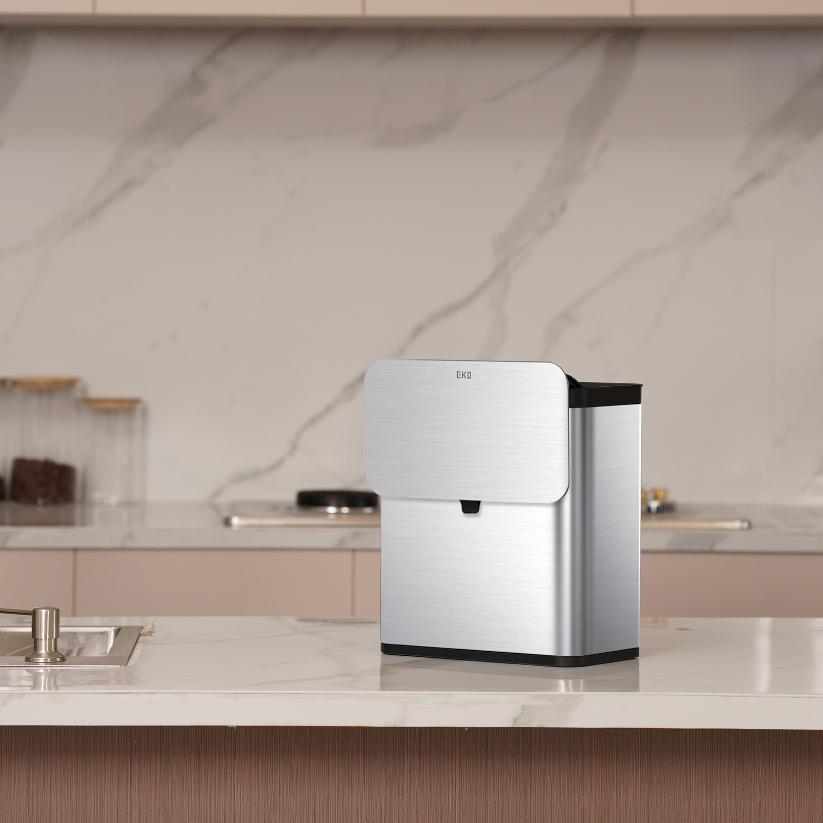 EKO EK9008 Kitchen compost dustbin, Material: Stainless stell, capacity: 7L #EKO #Dustbin #kitchenbin #trashbag
