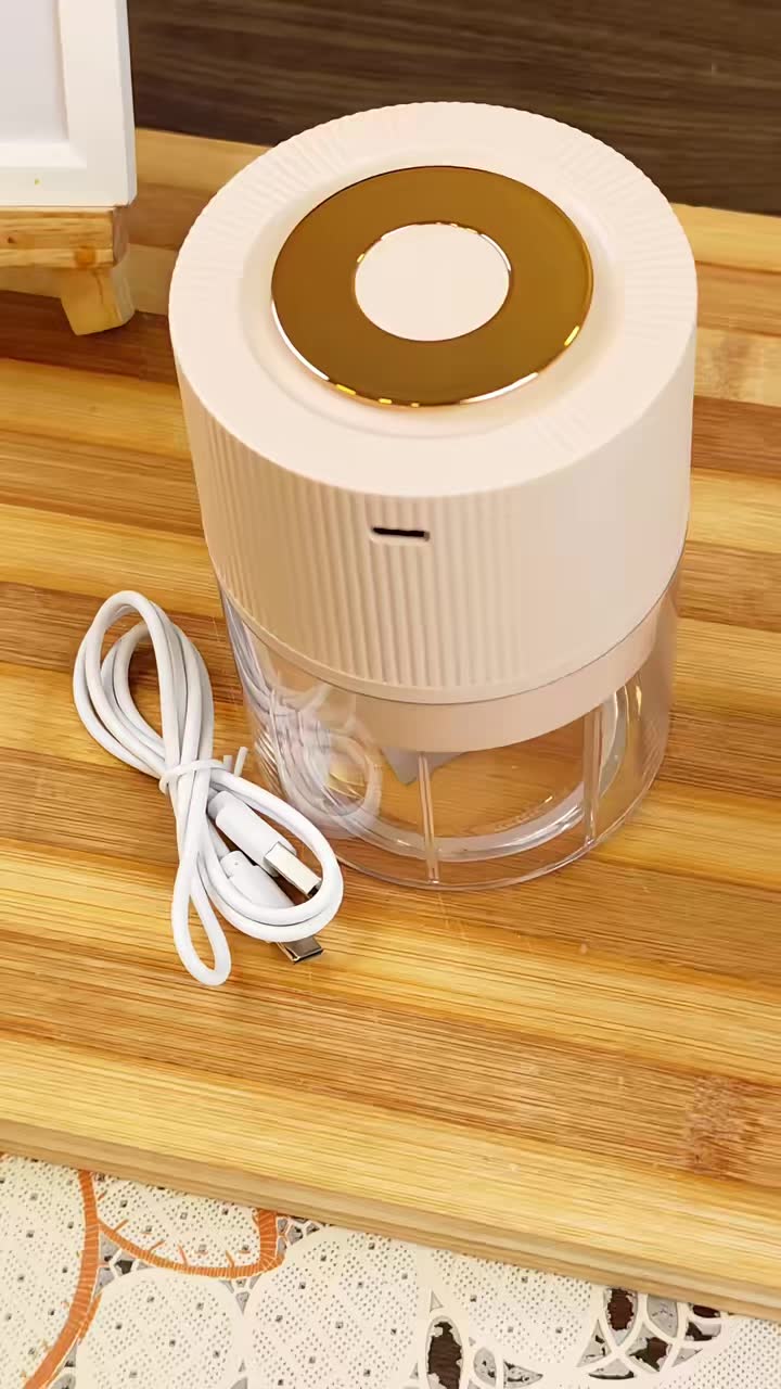 New DESSINI CHOPPER 200ml Join live now !!                #dessinioriginal #dessinicookware #dessinimalaysia #fypage #fyp #fyp #design #design #dessinioriginal #dessinicookware #dessinimalaysia #new #new #chopper