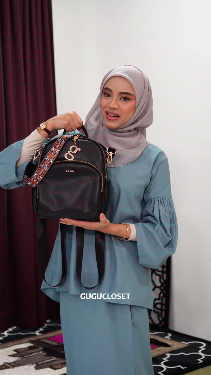 Umrah ready dengan MOCHI 🤍✨Mini backpack yang compact tapi surprisingly spacious. . Grab sekarang sebelum sold out! #mochibygugu #gugucloset #fyp #backpacktravel #gugutravel2026 #backpackcute #gugu01