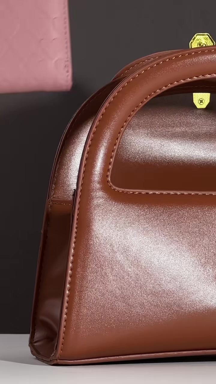 Cantiknya verena bag! Collection terbaru larissa tau 😍🫶🏻     #larissa #racuntiktok #fouyourpage