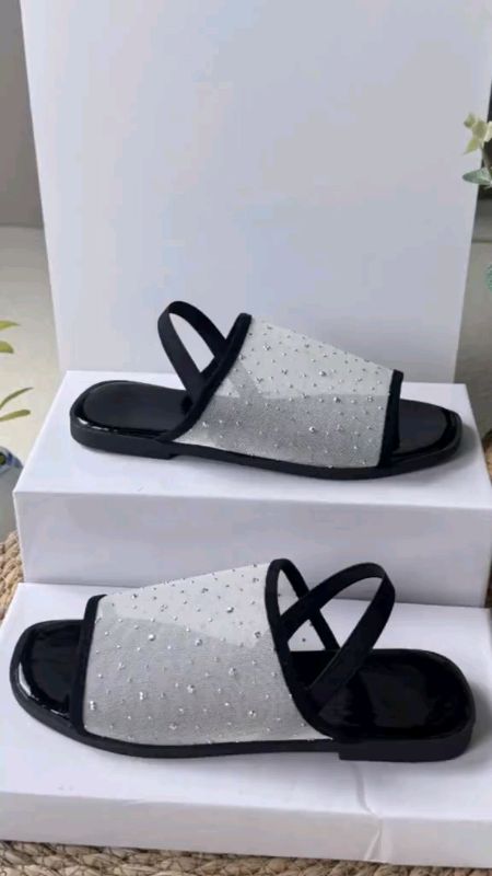 #avovi #sandals #shopeemy #shopeehaul #shopeelebihmurah