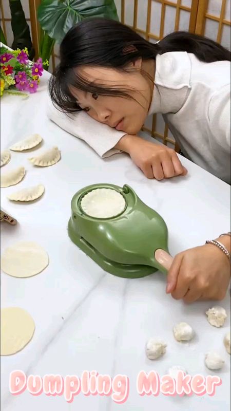 Mudah kerja kalau ada dumpling maker ni #dumpling #maker #dumplingmaker #food #foodmaker #fyp #fypp #murah #murahshopee