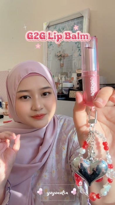 #glad2glow #lipbalm