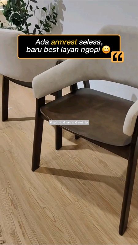Kerusi Solid Wood Dark Walnut✨️Ada armrest & curve back. Kualiti eksport Malaysia, kukuh tanpa MDF #solidchair #diningchair