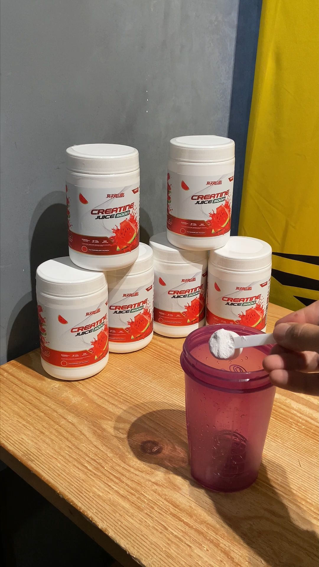 TEngah musim jimat ni wei, ini adalah solusi terbaik untuk kaki Gym! PROMO! PROMO! GRAB NOW #BerroLabs #supplementgym #fitnessmalaysia #Creatine #crea