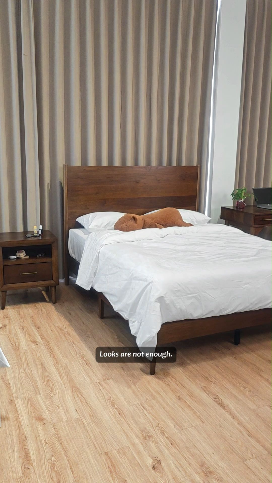 Don’t buy a bedframe just because it looks good.
A bedframe should also feel stable, supportive, and comfortable for everyday use. #stable #Classic