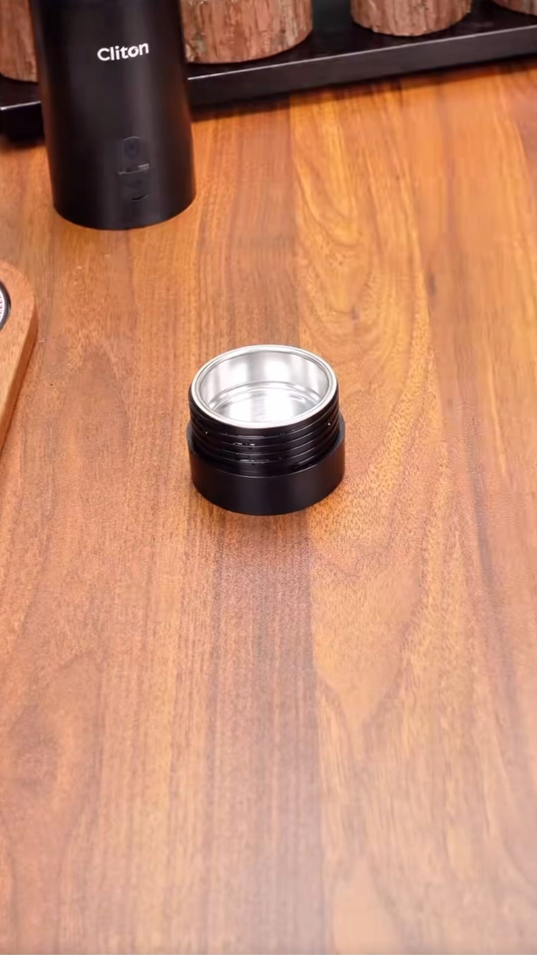 A super practical portable coffee machine#coffee #cliton
